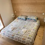 Recently Renovated Apartman